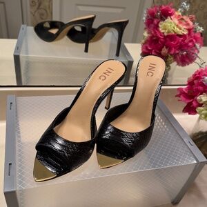 Amra Dress Slide Sandals, Created for Macy's in Black (NEW)